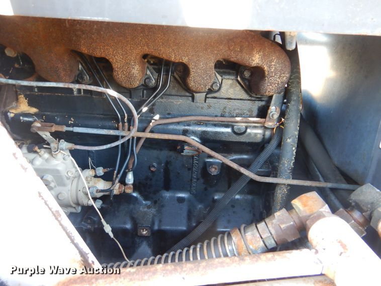 image for item HX9059 Bobcat 975  skid steer loader