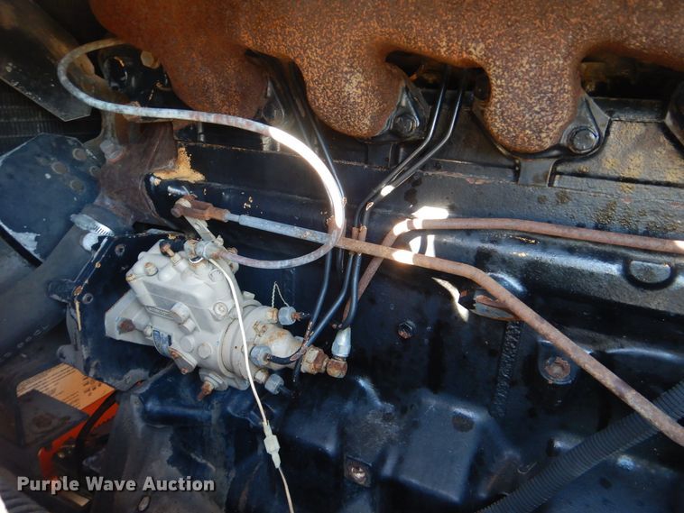 image for item HX9059 Bobcat 975  skid steer loader