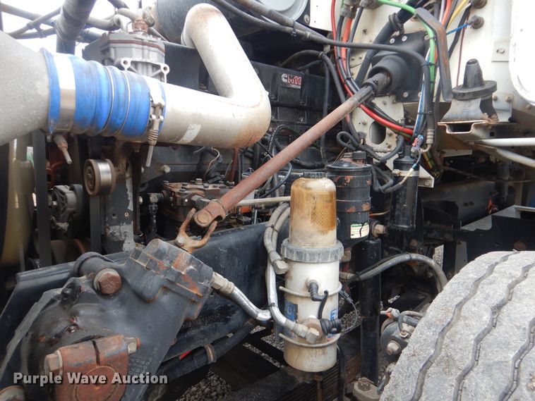 image for item HX9064 1998 Freightliner FLD  vacuum truck