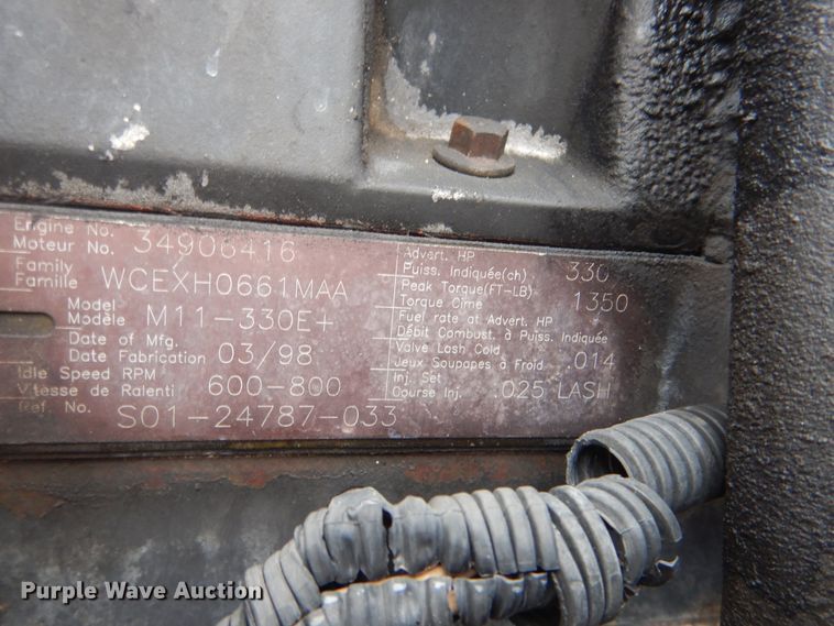 image for item HX9064 1998 Freightliner FLD  vacuum truck