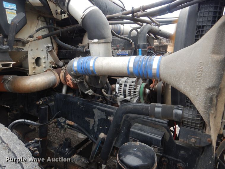 image for item HX9064 1998 Freightliner FLD  vacuum truck