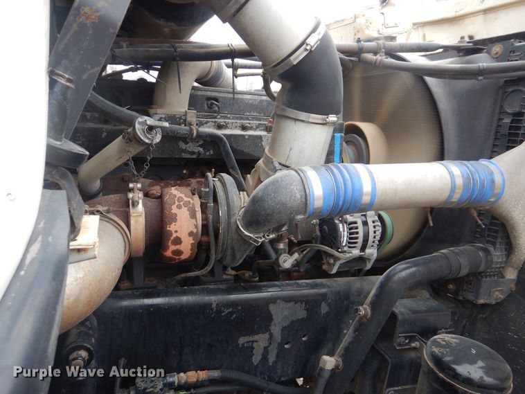 image for item HX9064 1998 Freightliner FLD  vacuum truck