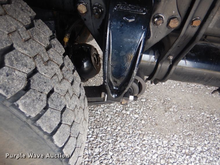 image for item HX9064 1998 Freightliner FLD  vacuum truck