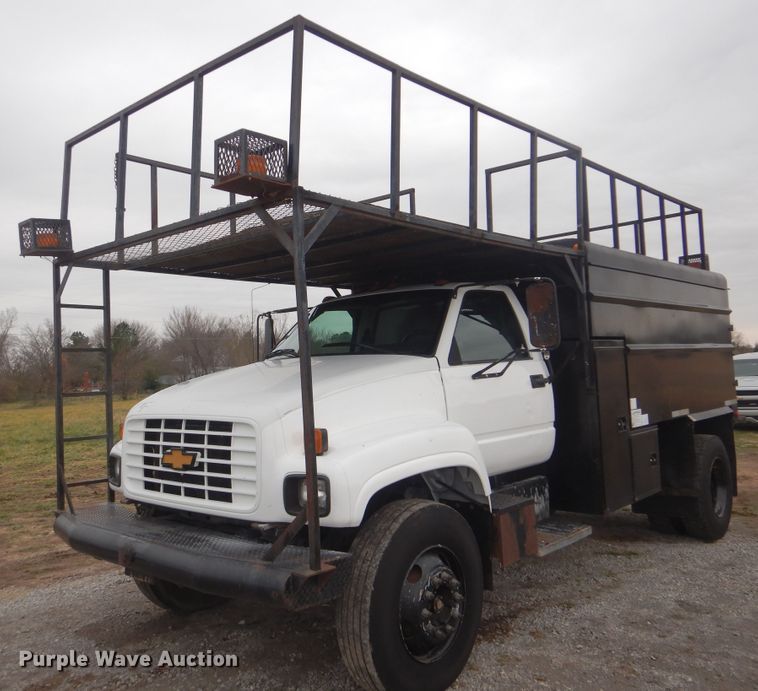 image for item HX9065 2001 Chevrolet C7500  chip bed truck