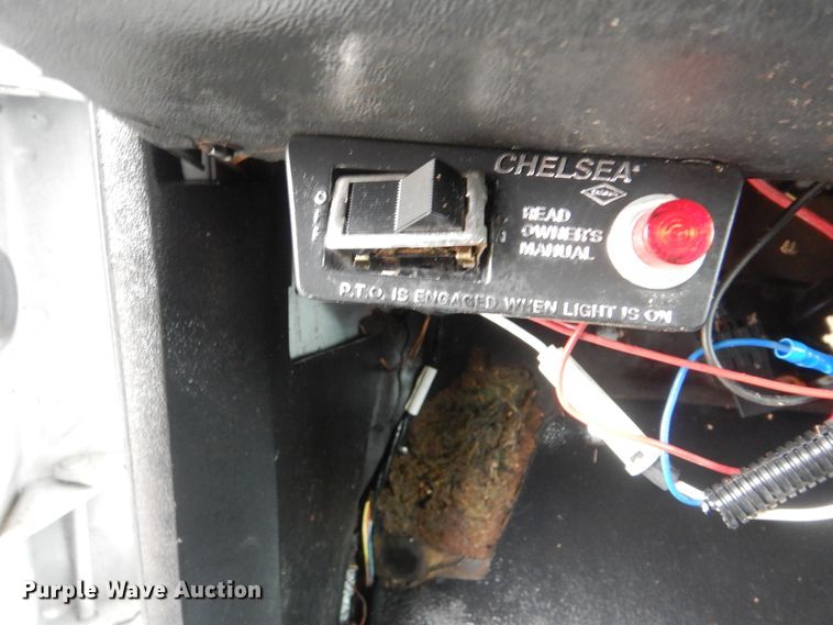 image for item HX9065 2001 Chevrolet C7500  chip bed truck