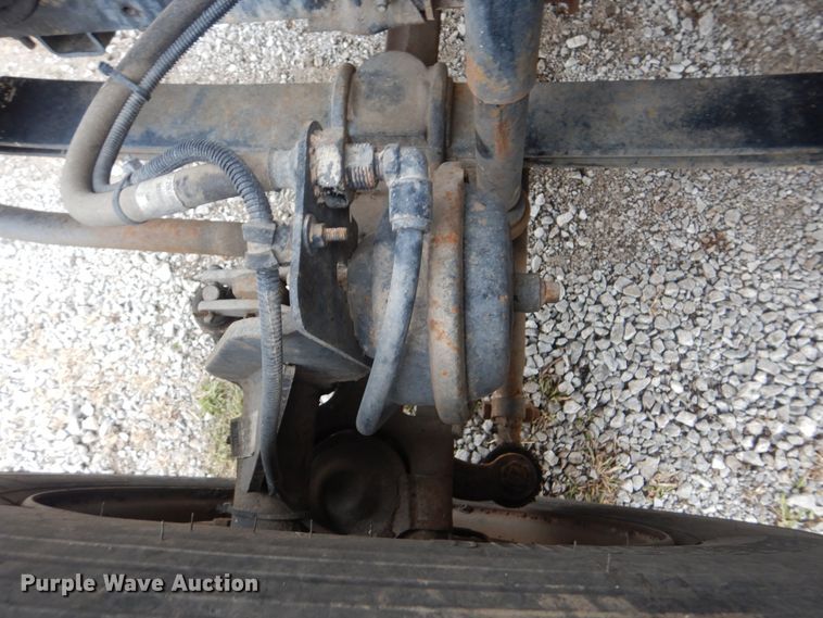 image for item HX9065 2001 Chevrolet C7500  chip bed truck