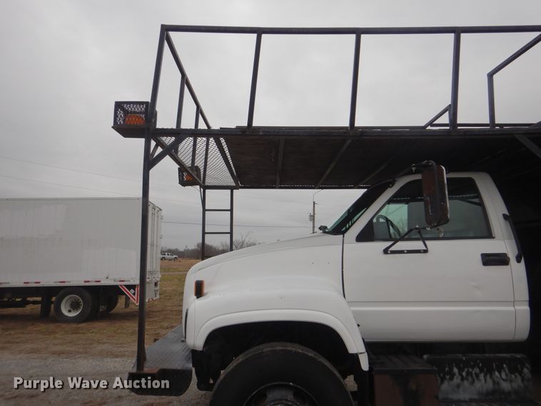 image for item HX9065 2001 Chevrolet C7500  chip bed truck