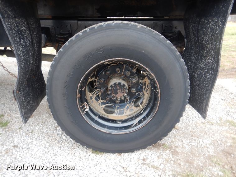 image for item HX9065 2001 Chevrolet C7500  chip bed truck