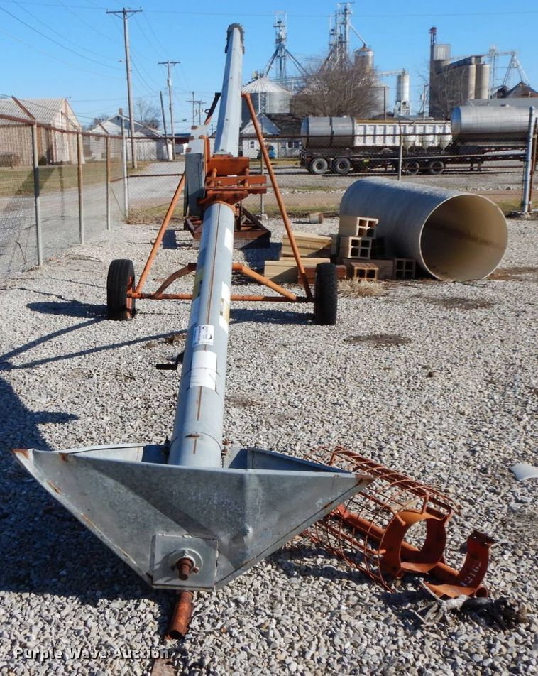 image for item DF3224 Mayrath grain auger