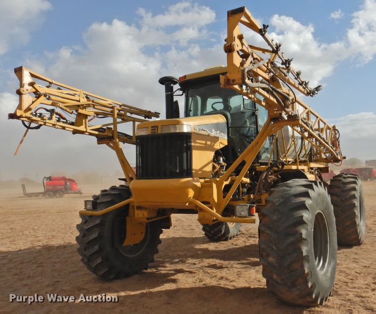 image for item DG1501 2000 Ag-Chem RoGator 1254  sprayer