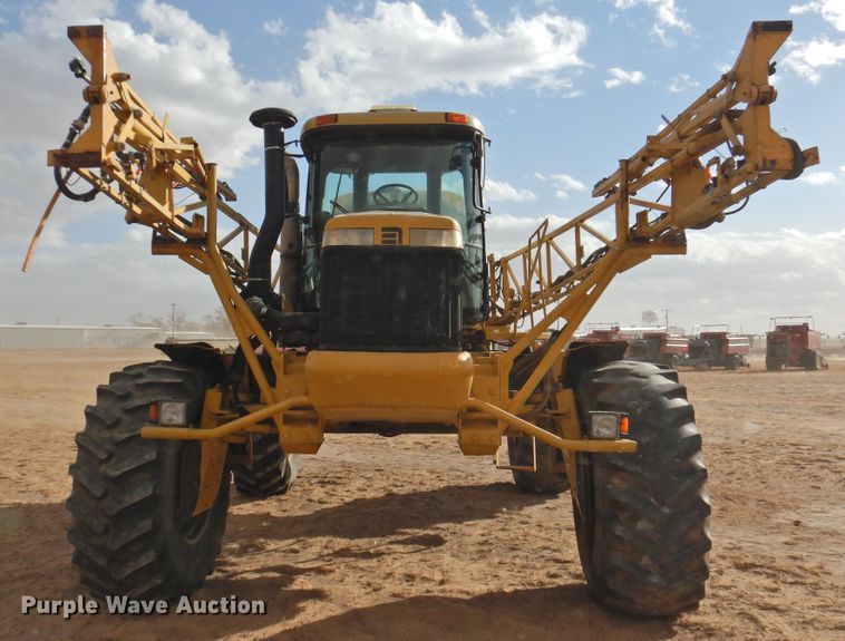 image for item DG1501 2000 Ag-Chem RoGator 1254  sprayer