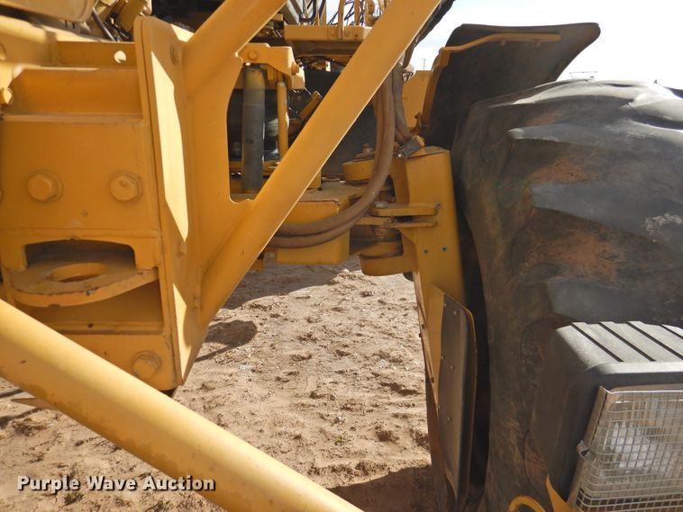 image for item DG1501 2000 Ag-Chem RoGator 1254  sprayer