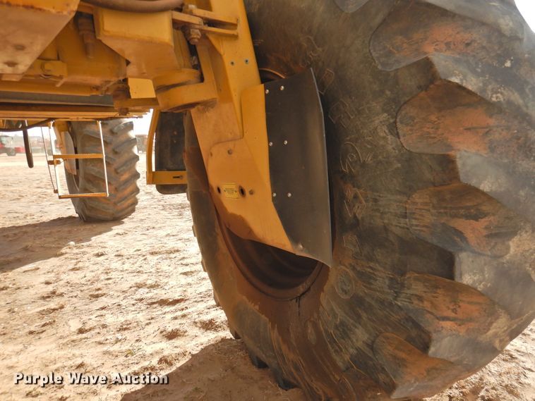 image for item DG1501 2000 Ag-Chem RoGator 1254  sprayer