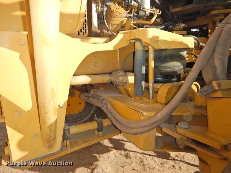 image for item DG1501 2000 Ag-Chem RoGator 1254  sprayer