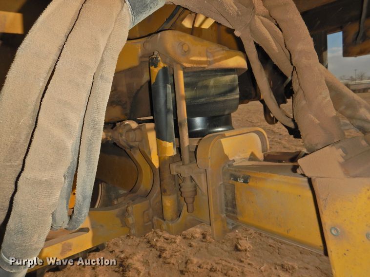 image for item DG1501 2000 Ag-Chem RoGator 1254  sprayer