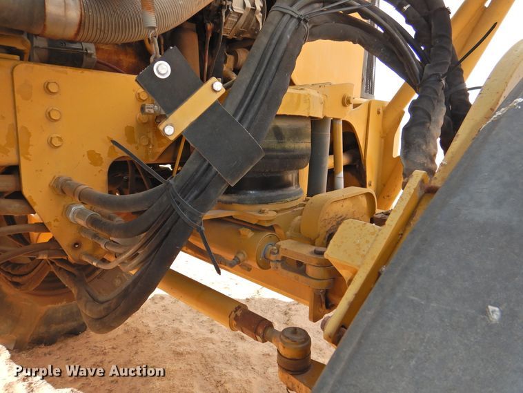 image for item DG1501 2000 Ag-Chem RoGator 1254  sprayer