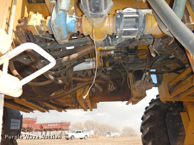 image for item DG1501 2000 Ag-Chem RoGator 1254  sprayer