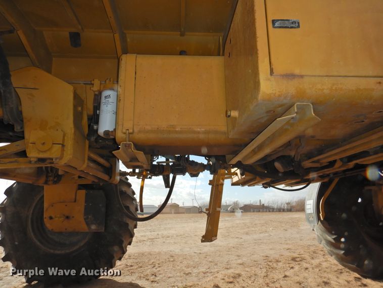 image for item DG1501 2000 Ag-Chem RoGator 1254  sprayer