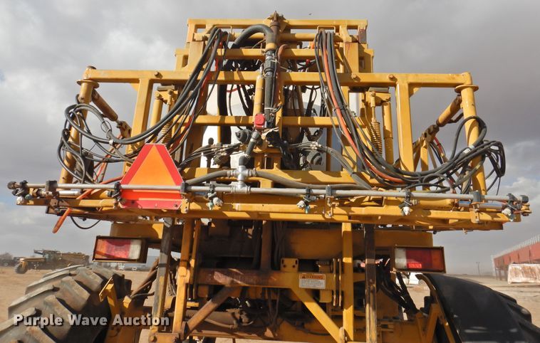 image for item DG1501 2000 Ag-Chem RoGator 1254  sprayer