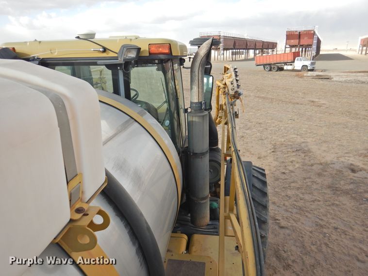 image for item DG1501 2000 Ag-Chem RoGator 1254  sprayer