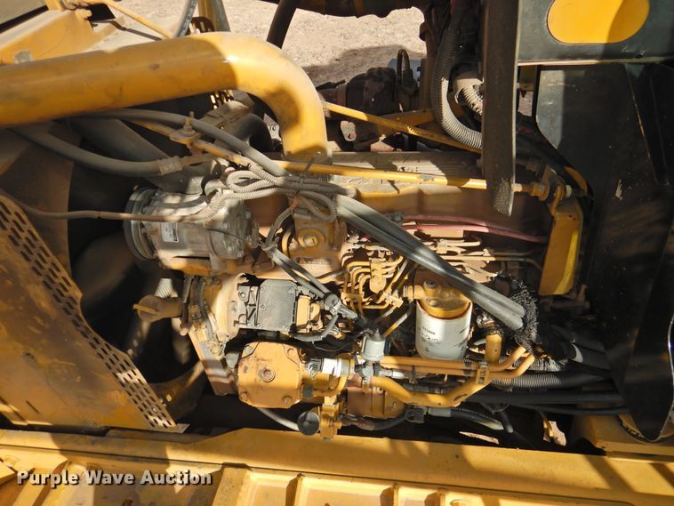 image for item DG1501 2000 Ag-Chem RoGator 1254  sprayer