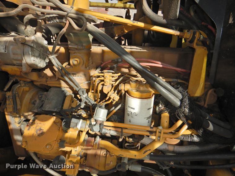 image for item DG1501 2000 Ag-Chem RoGator 1254  sprayer