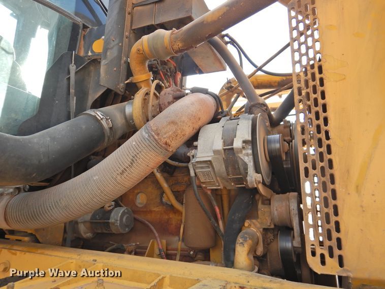 image for item DG1501 2000 Ag-Chem RoGator 1254  sprayer