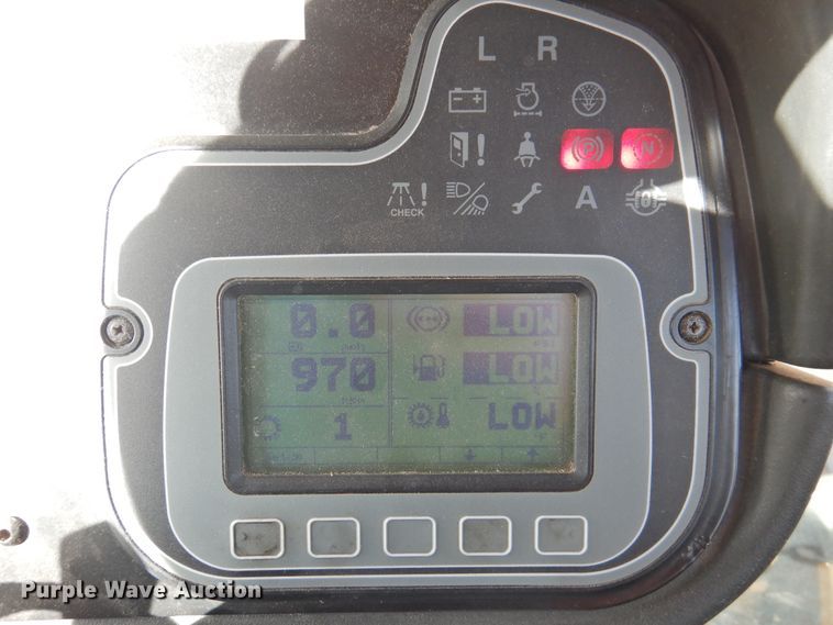 image for item DG1501 2000 Ag-Chem RoGator 1254  sprayer