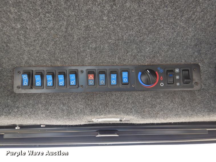 image for item DG1501 2000 Ag-Chem RoGator 1254  sprayer