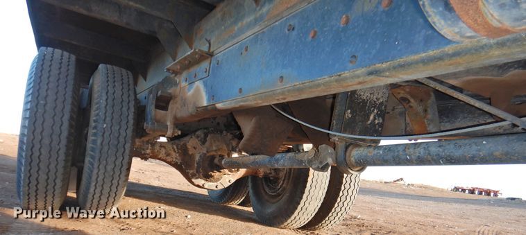 image for item DG1518 1975 GMC 6500  grain truck