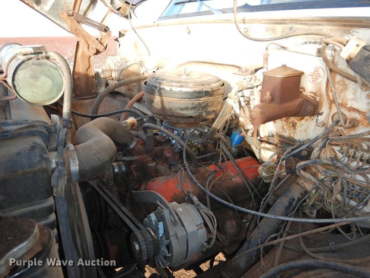 image for item DG1518 1975 GMC 6500  grain truck