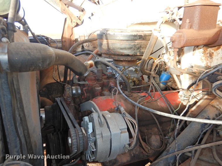 image for item DG1518 1975 GMC 6500  grain truck