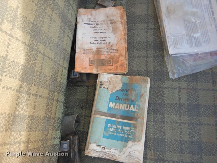 image for item DG1518 1975 GMC 6500  grain truck