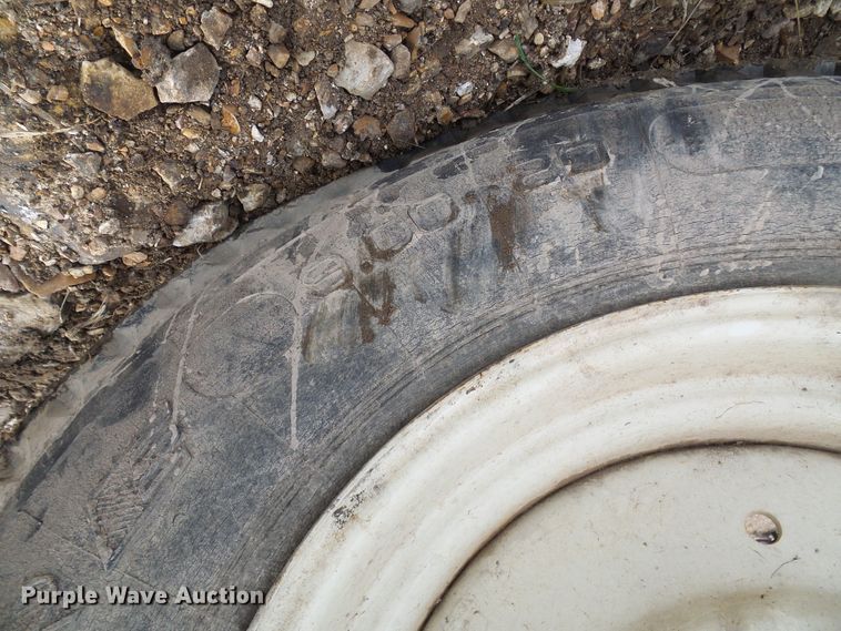 image for item DG2160 United Farm Tools 180 silage wagon