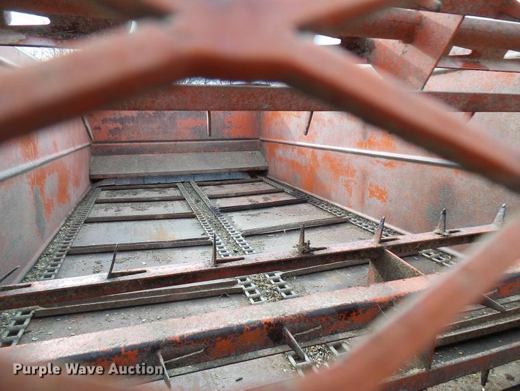 image for item DG2160 United Farm Tools 180 silage wagon