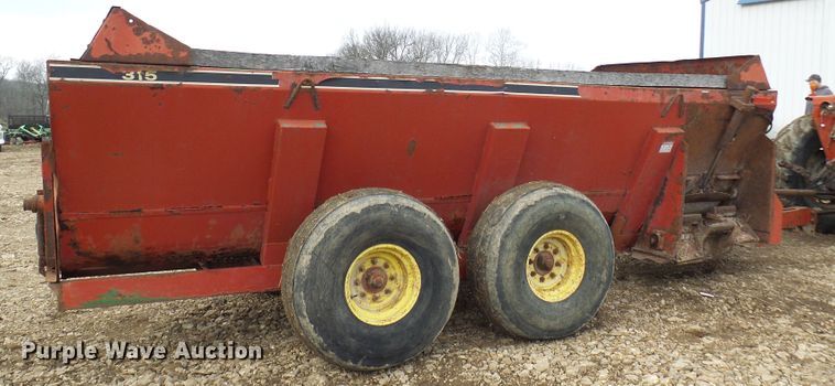 image for item DG2161 Gehl 315 Scavenger manure spreader