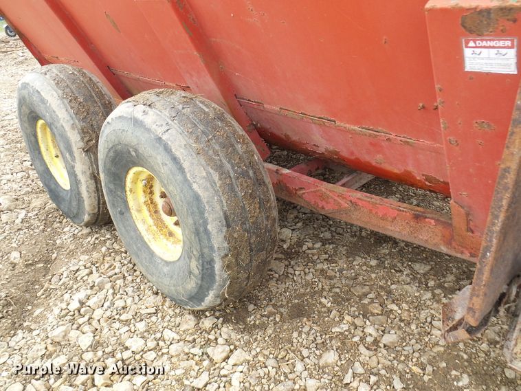 image for item DG2161 Gehl 315 Scavenger manure spreader