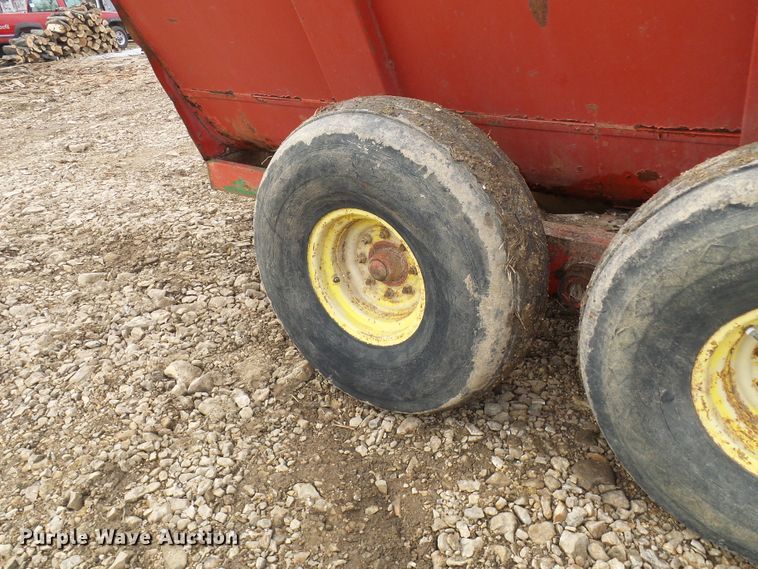 image for item DG2161 Gehl 315 Scavenger manure spreader