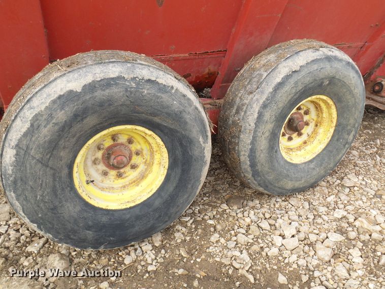 image for item DG2161 Gehl 315 Scavenger manure spreader