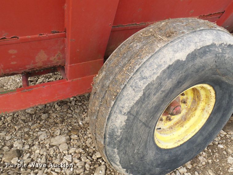 image for item DG2161 Gehl 315 Scavenger manure spreader