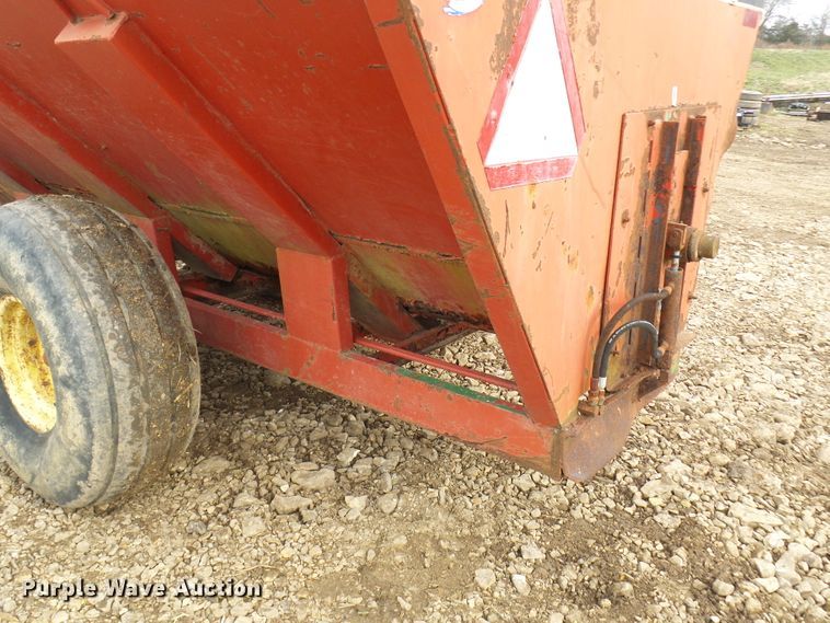 image for item DG2161 Gehl 315 Scavenger manure spreader