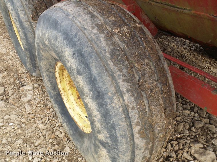 image for item DG2161 Gehl 315 Scavenger manure spreader