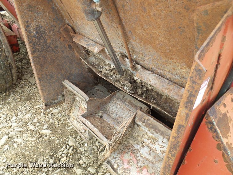 image for item DG2161 Gehl 315 Scavenger manure spreader