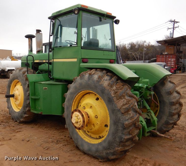 image for item DH5433 1980 John Deere 8640H  4WD tractor