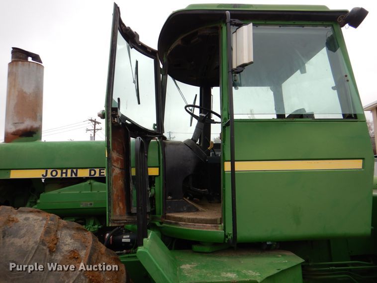 image for item DH5433 1980 John Deere 8640H  4WD tractor