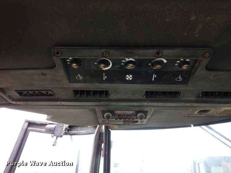 image for item DH5433 1980 John Deere 8640H  4WD tractor