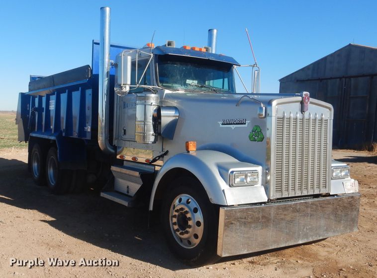 image for item DI3612 2002 Kenworth W900  manure spreader truck