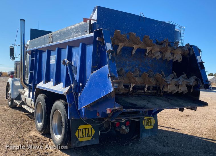 image for item DI3612 2002 Kenworth W900  manure spreader truck