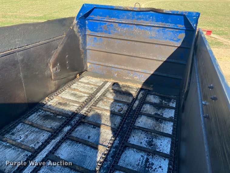 image for item DI3612 2002 Kenworth W900  manure spreader truck