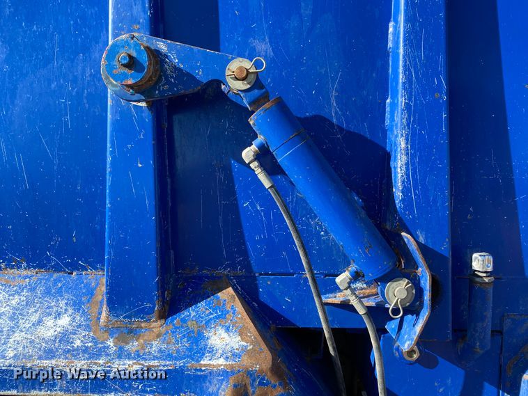 image for item DI3612 2002 Kenworth W900  manure spreader truck